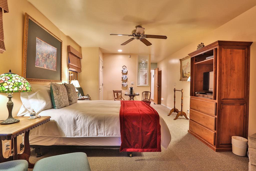 Alpenhorn Bed And Breakfast Big Bear Lake Εξωτερικό φωτογραφία